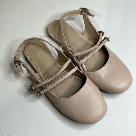 Zara Other - Zara big girls shoes size 34
